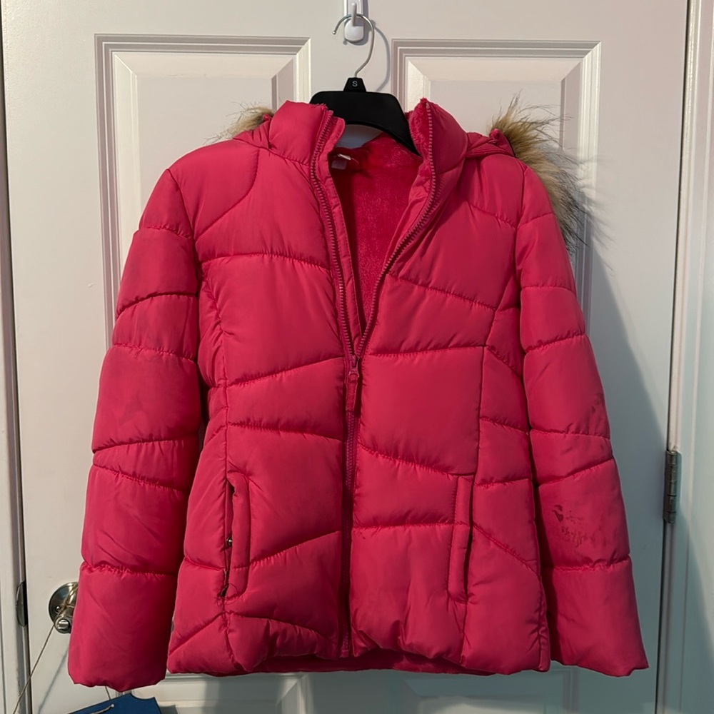 SO kids winter coat,pink with brown fluffy hoodie. Size kids 14, like new.